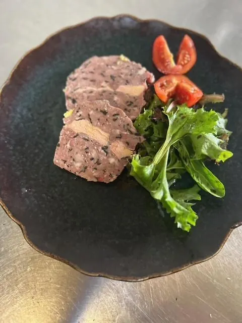 Logis Hotel Restaurant Horizon 117 Sentaraille