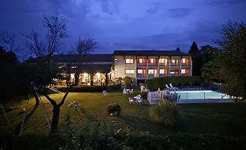 Logis Hotel Restaurant Horizon 117 Sentaraille
