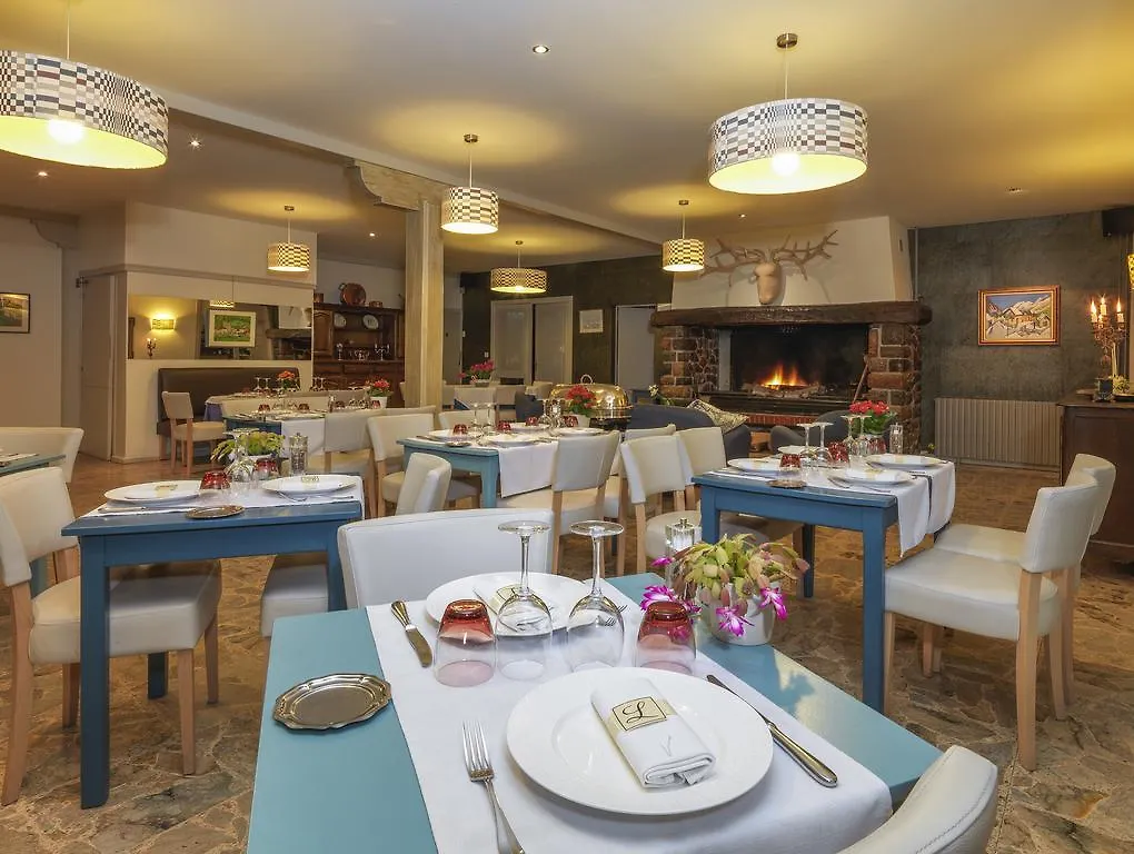 **  Logis Hotel Restaurant Horizon 117 Sentaraille France