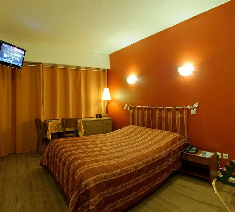 Logis Hotel Restaurant Horizon 117 Sentaraille 2*,